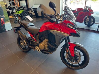 2025 Ducati Multistrada V4