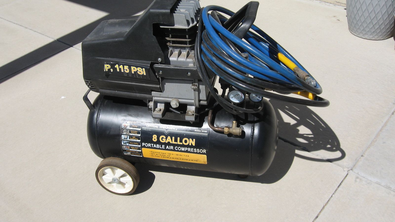 8 Gallon Air Compressor