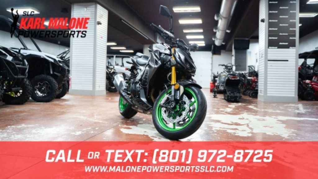 2026 Kawasaki Z1100 SE ABS Metallic Matte Graphene