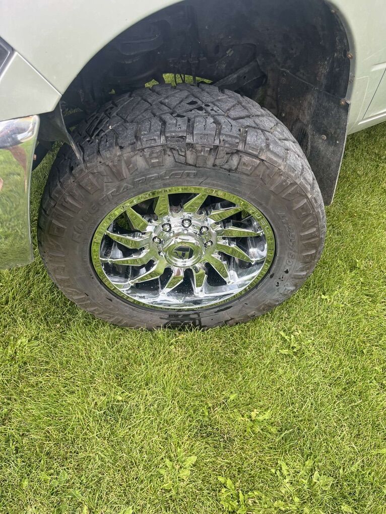 Fuel saber Wheels 20x10