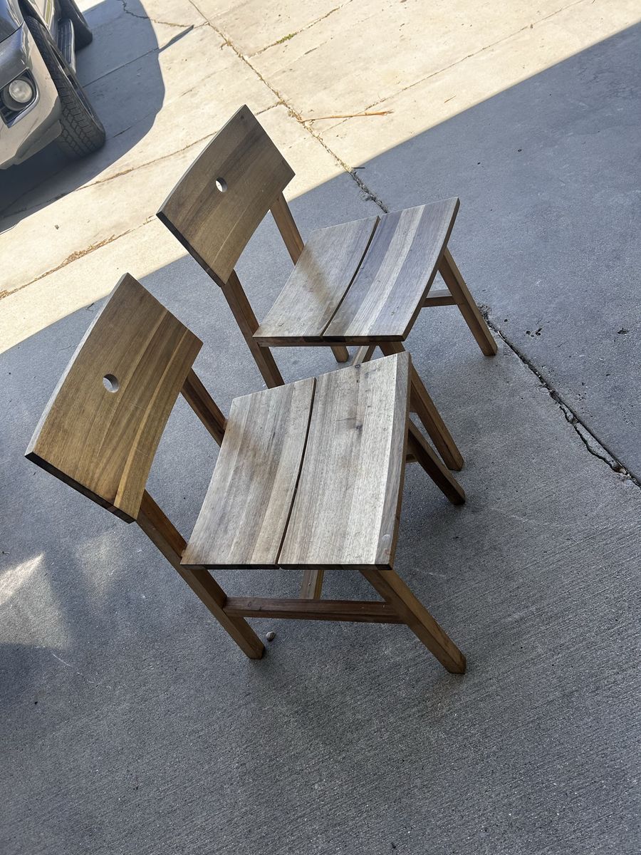 2 ikea chairs