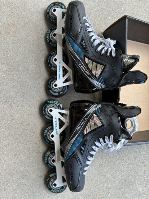 Inline Hockey Skates: True TF7 size 8.5