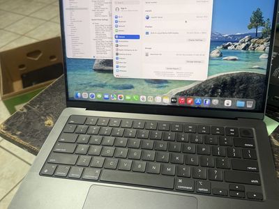 Awesome deal on M1 macbook air in. excellent condition with warranty