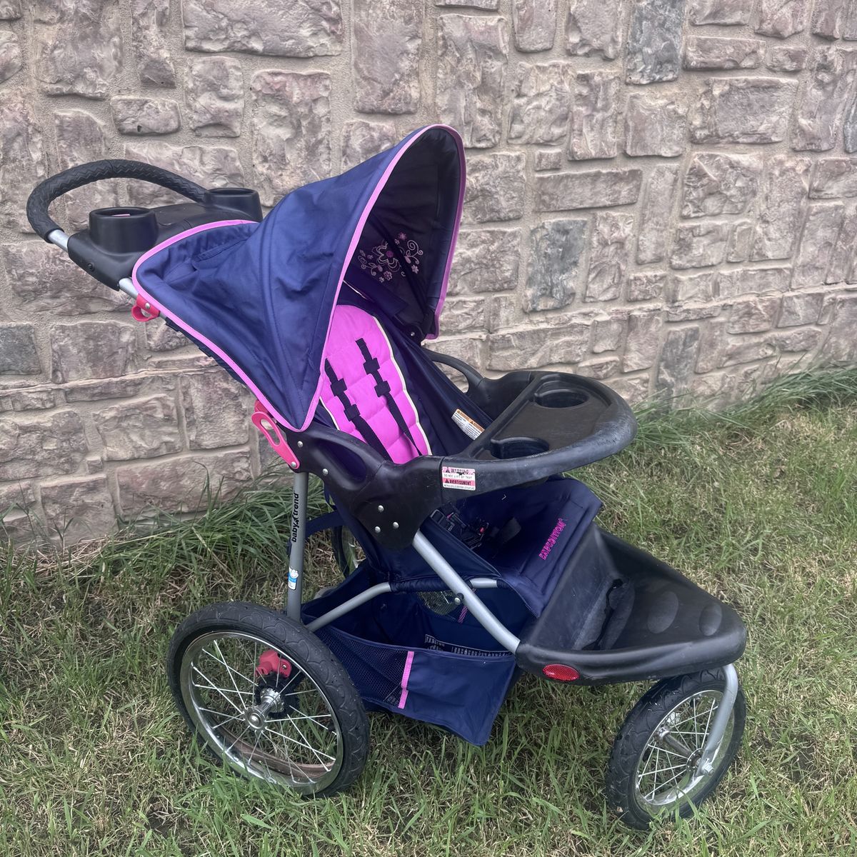 Pink Running / Jogging Stroller just power washed works great