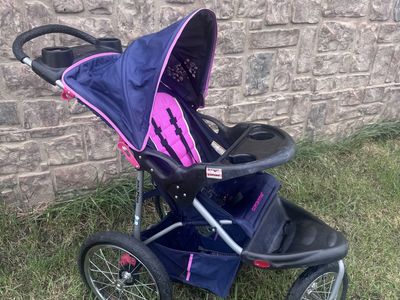 Pink Running / Jogging Stroller just power washed works great