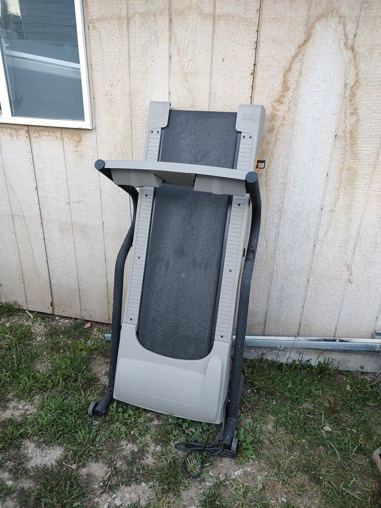 Weslo G-30 Treadmill