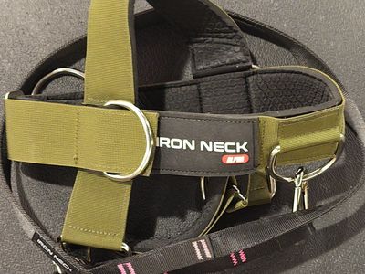 IRON NECK - Alpha Green with 6 D rings and harness