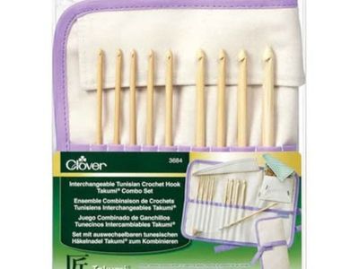 CLOVER INTERCHANGEABLE CROCHET HOOKS SET NEW