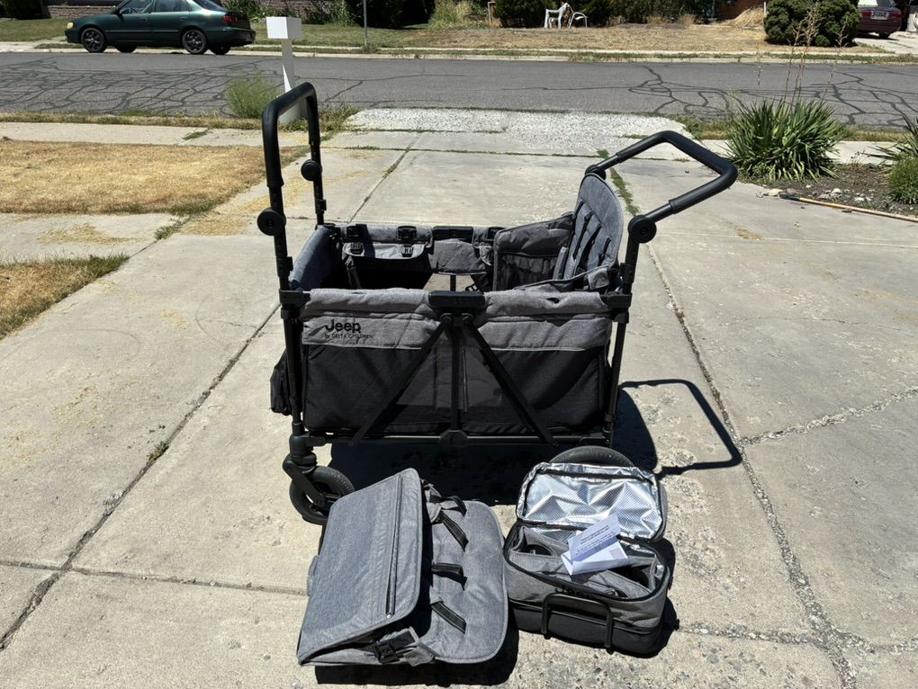 Jewp Wagon- 4 Seats, Canopy, Cooler, Cup holder