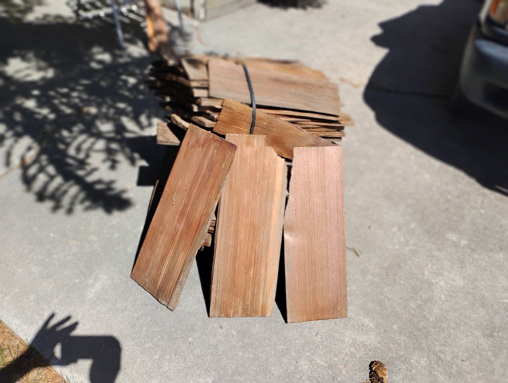 #1 Cedar Shingles/Shakes -(24") Approximately 160sq ft - Natural Wood for Roofing/Siding