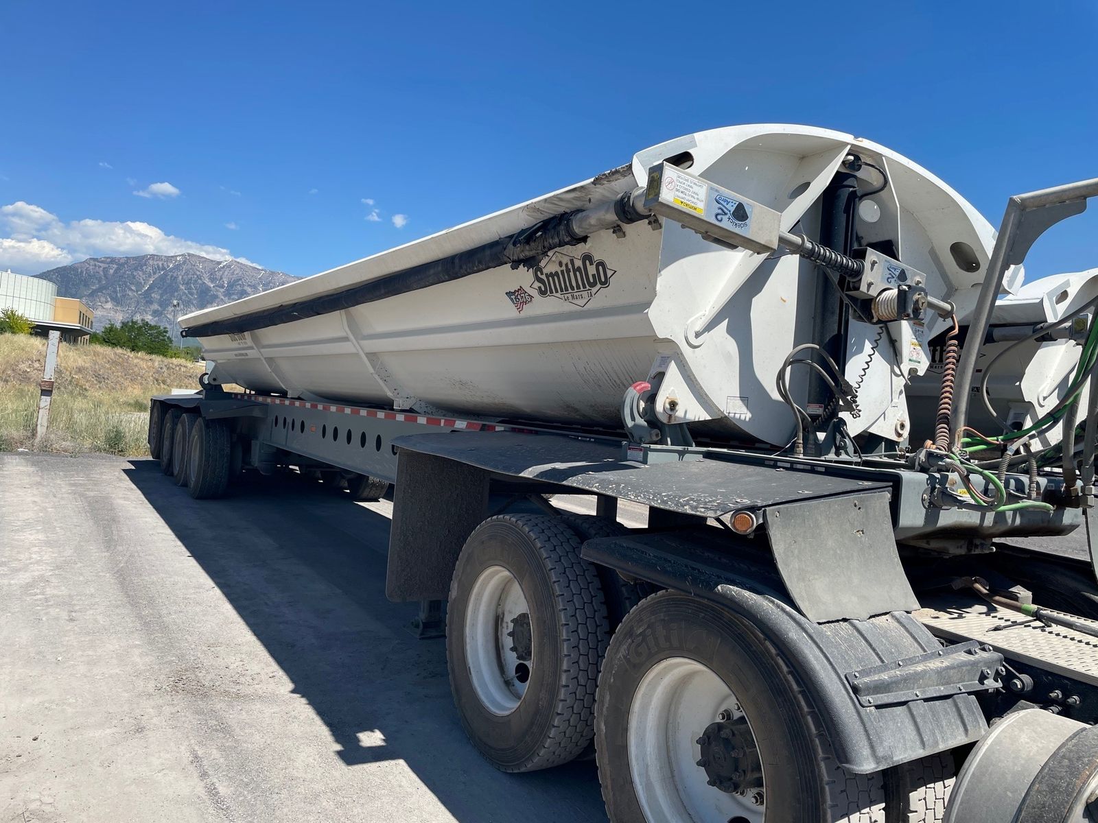 2020 SmithCo Quad Axle Side Dump – Model SX4-49-36  $80,000 OBO – Ready to Work Today!