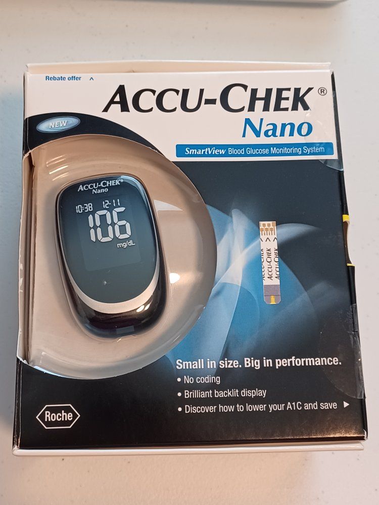 Accu-Chek Nano SmartView Blood Glucose Monitoring System & FastClix Lancing Device (New)