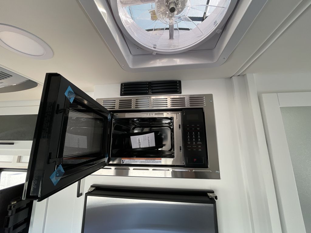 Main image 31