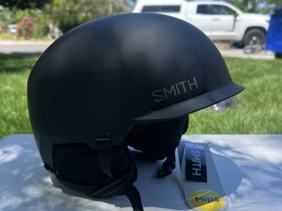 BRAND NEW SMITH SNOWBOARD HELMETs