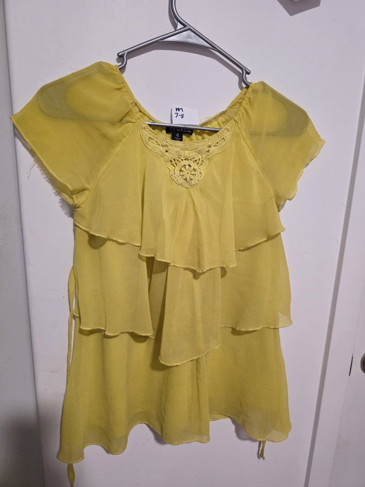 girl's clothing
