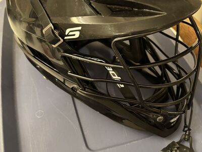 Cascade S Lacrosse helmet