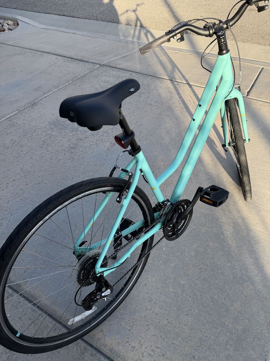 Specialized alibi sport step through size MEDIUM