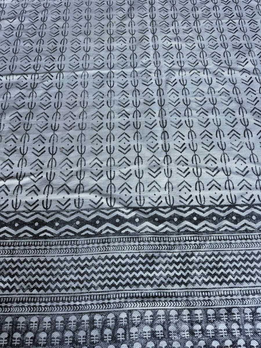 Black and White Geometric Pattern Woven Rug with Fringe