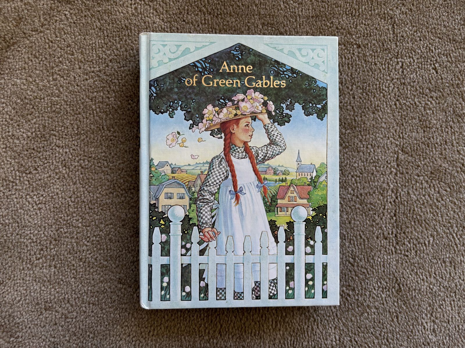 Illustrated Anne of Green Gables, by Montgomery/Lee
