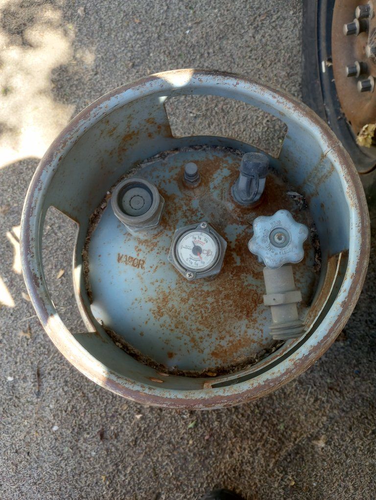 Main image 4