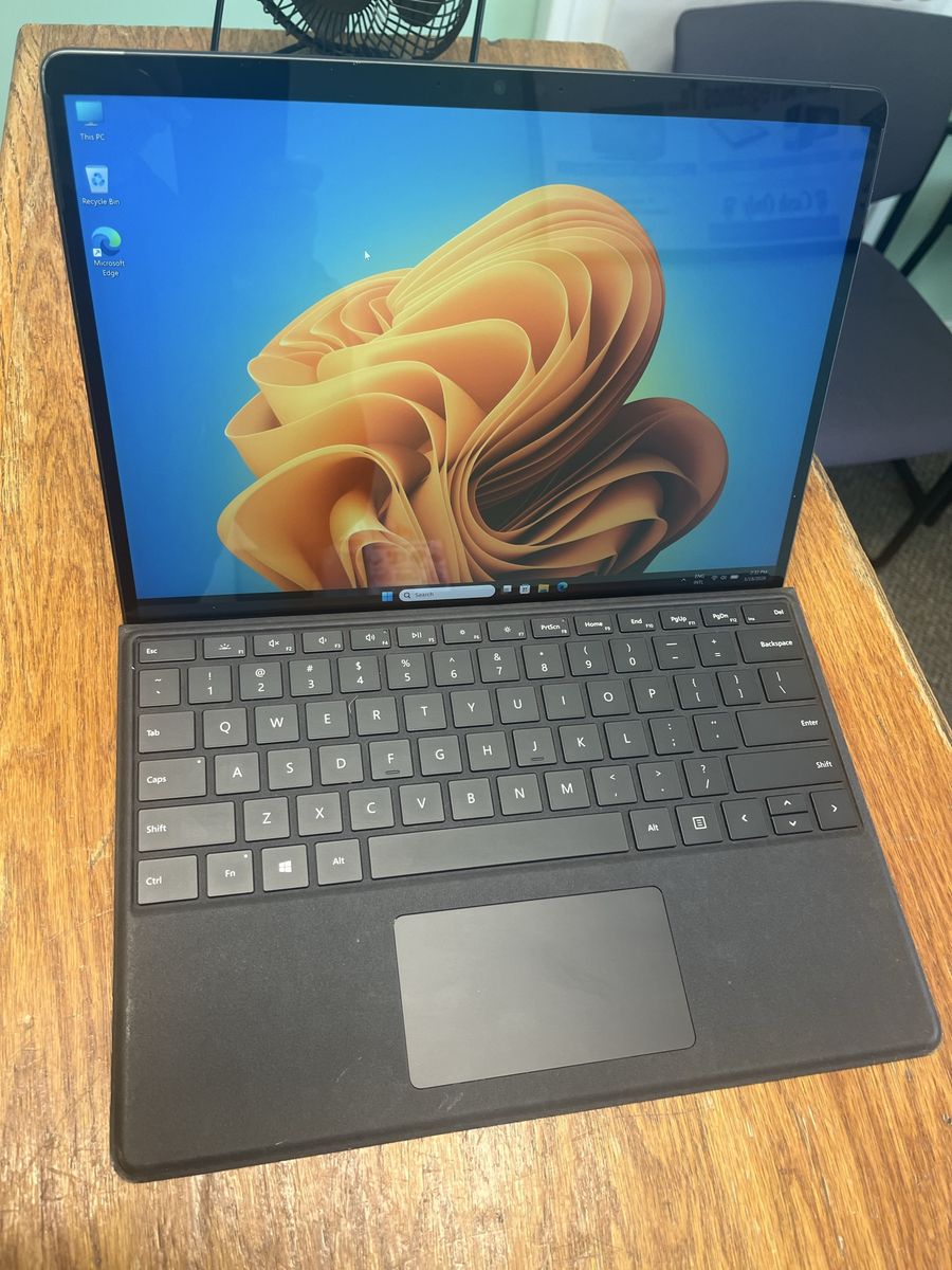 Surface Pro 8
