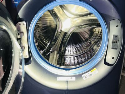 $550 ONO GOOD AND MEGA LARGE CAPACITY WASHER GE BLUE COLOR
