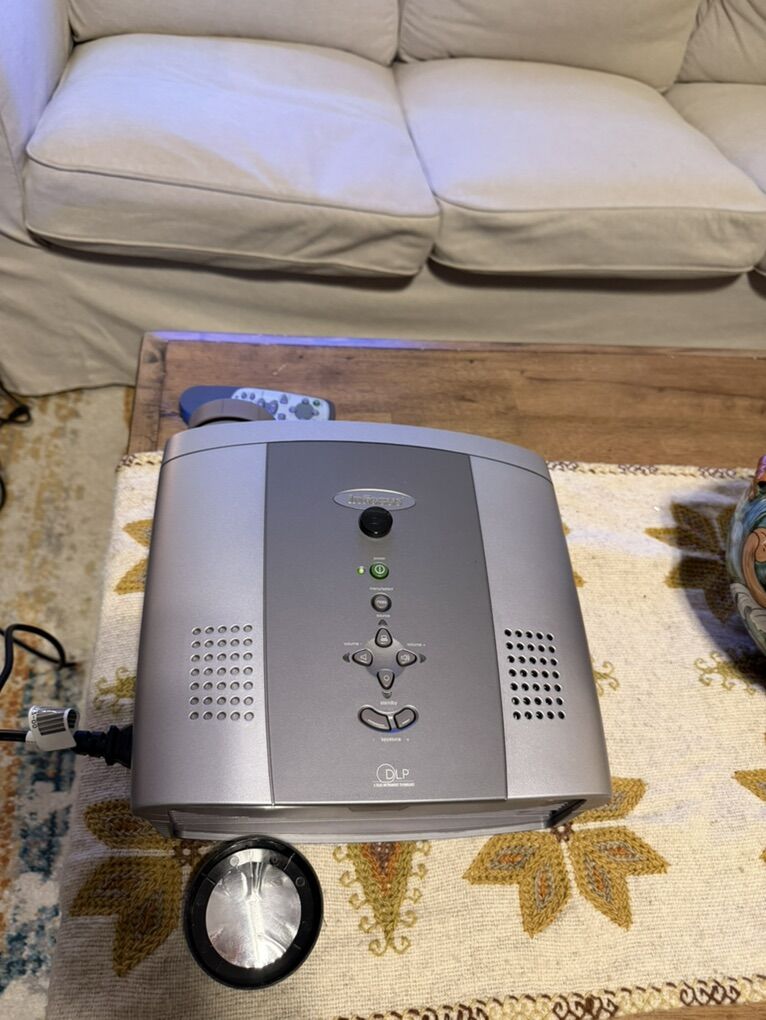 InFocus Projector Model LP500