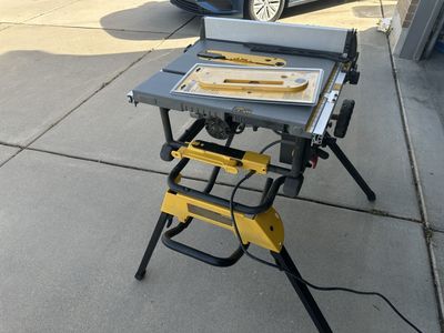 DEWALT 15 Amp 10 in. Job Site Table Saw And Stand