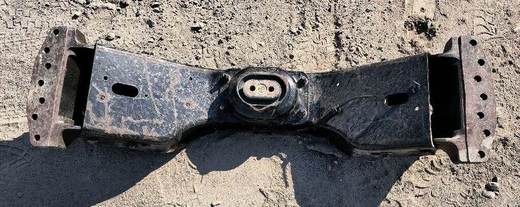 Volvo VNL Suspension Crossmember / K-Frame