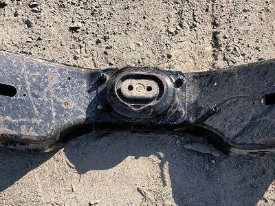 Volvo VNL Suspension Crossmember / K-Frame