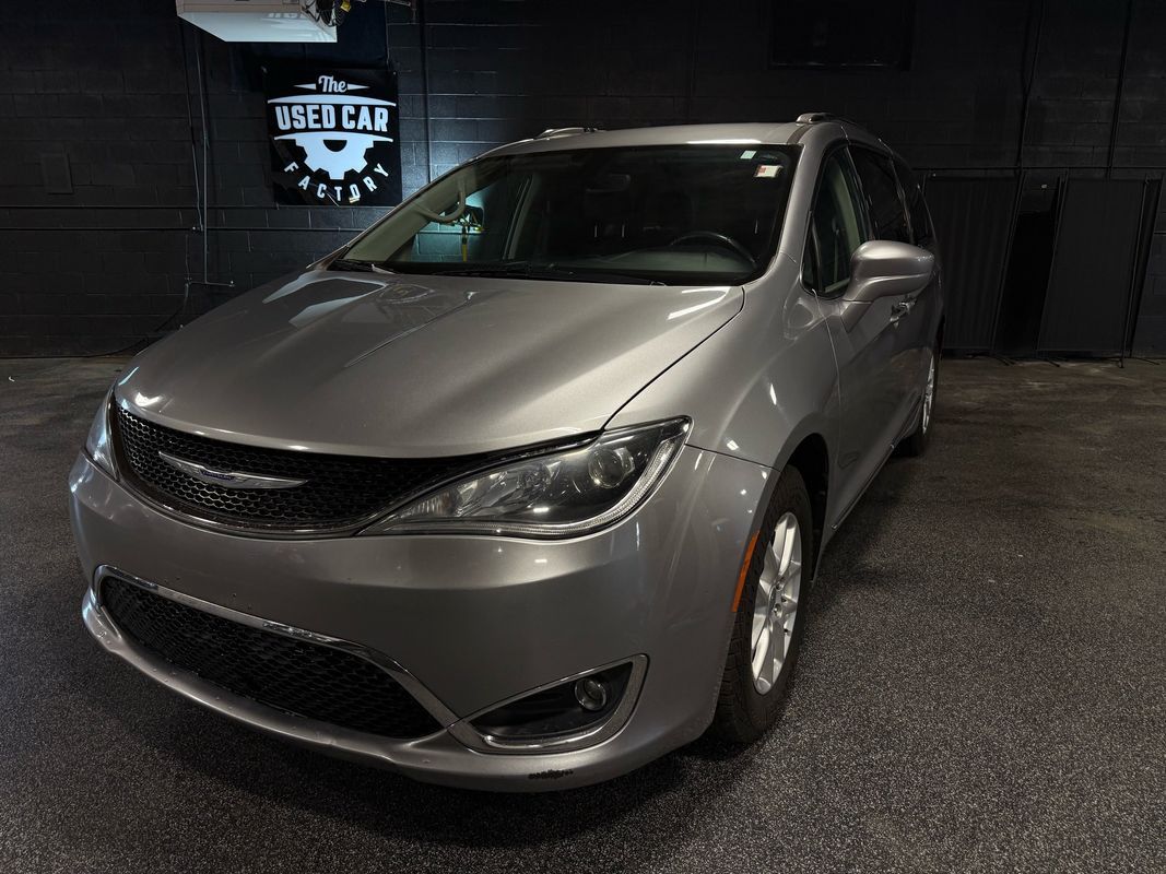 2020 Chrysler Pacifica Touring L