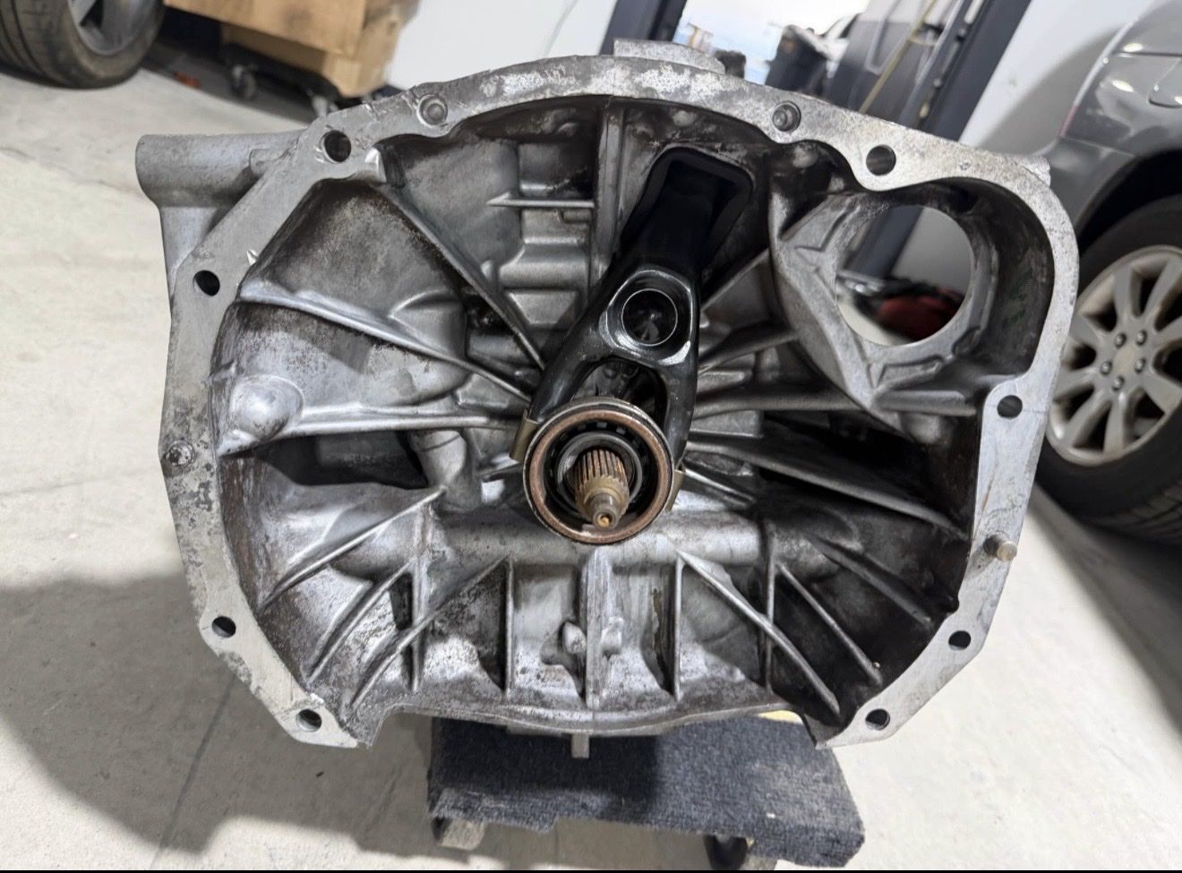 Main image 3
