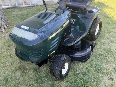 Craftsman LT1000 Riding Lawn Mower - 21 HP, 42" Deck