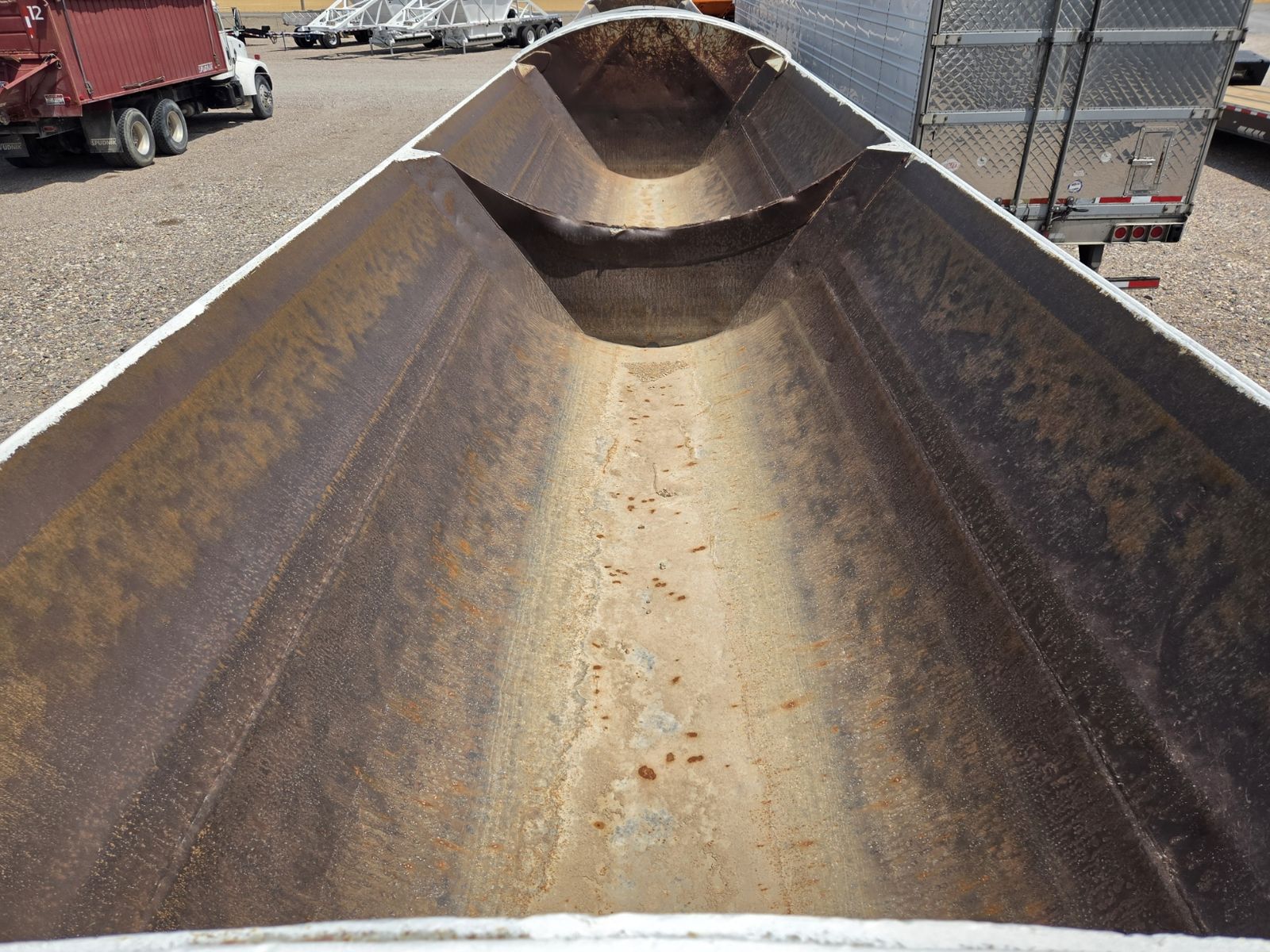 Main image 12