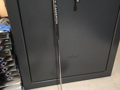 Scotty Cameron Squareback 2 Long Design - Like New