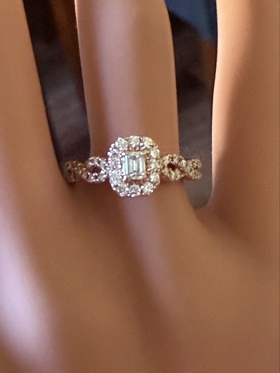 GIA AUTHENTICATED 14k ROSE GOLD 3/4 ct DIAMOND ENGAGEMENT RING! EMERALD CUT CENTER!