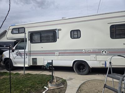 Jayco 1991 Class C Motorhome - Gas, 46,864 Miles, Onan 4000 Generator