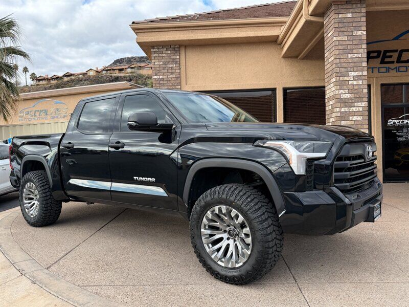 2022 Toyota Tundra SR5