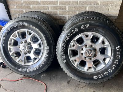2024 Dodge Ram 2500 Wheels and Tires 8x6.5
