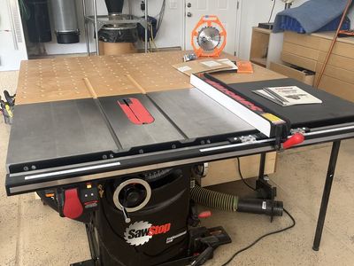 SawStop 3hp Professional Table Saw