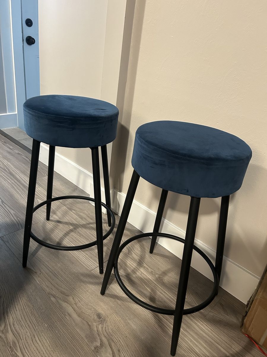 Set of Barstools