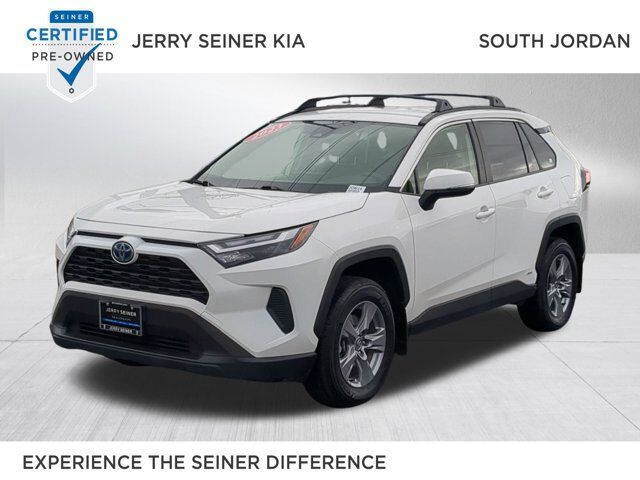 2023 Toyota RAV4 XLE