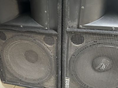 Yamaha monitor speakers