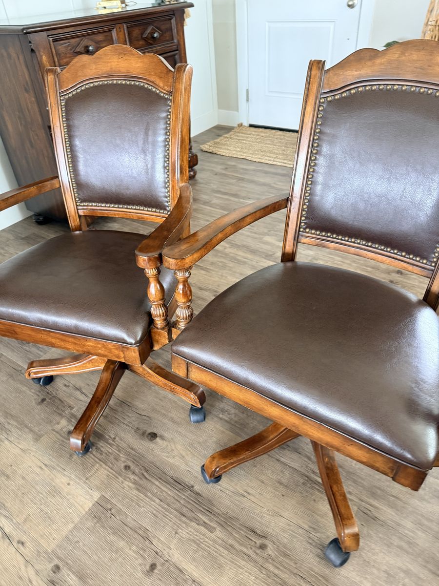 Hillsdale Furniture Naussau Executive Office Chair