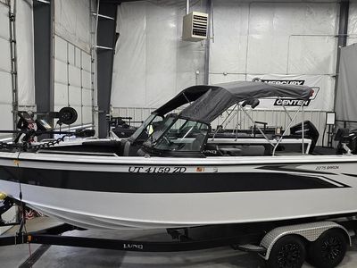 2022 Lund 2275 Baron Sport