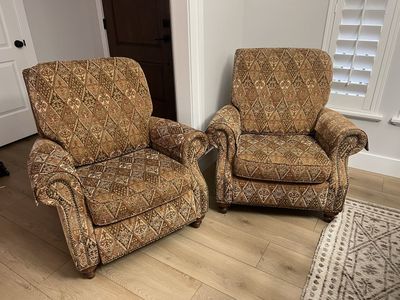 Great Flexsteel Recliners ($250/ea Or $400 both)