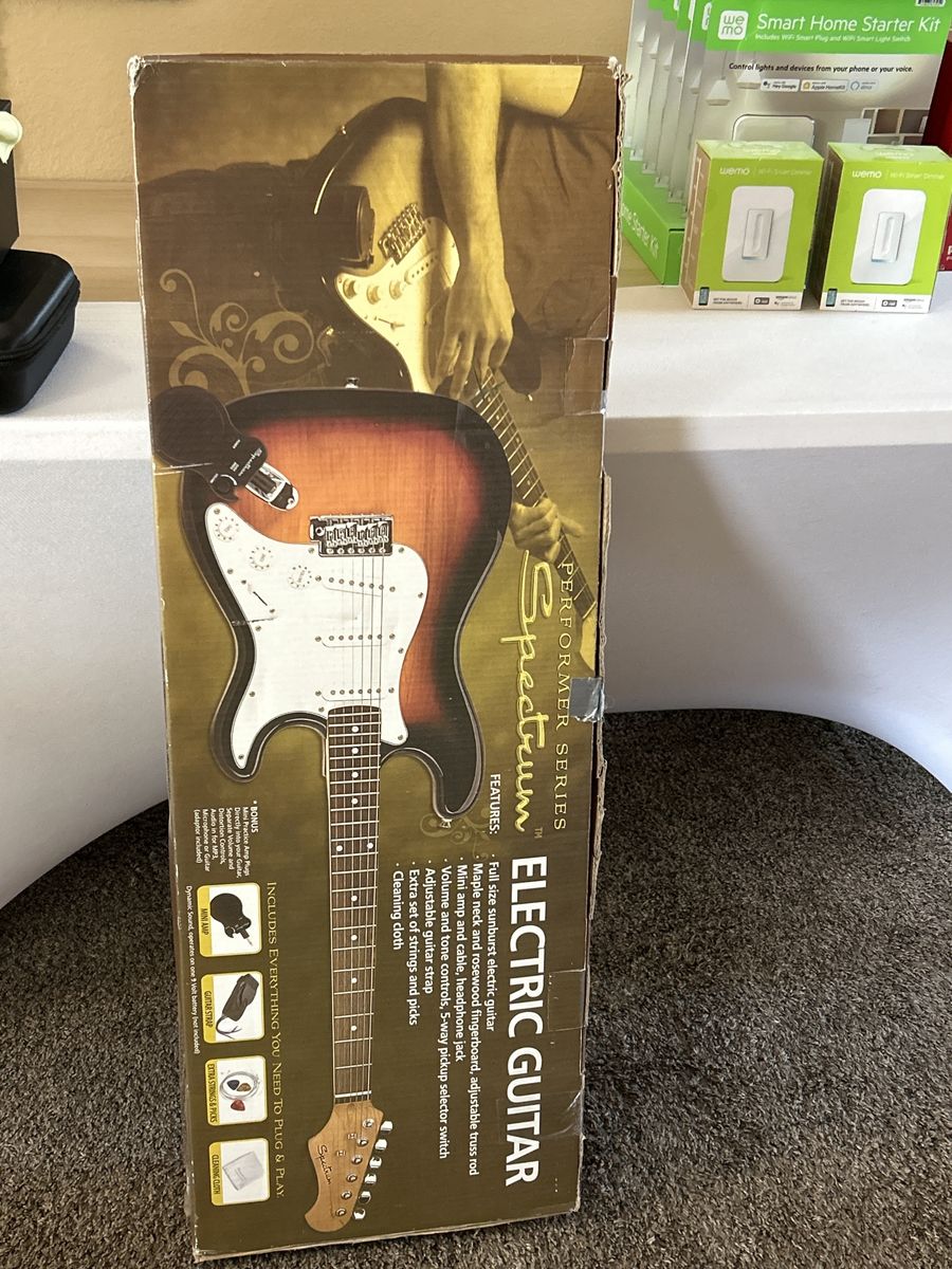 Spectrum Performer Series Full Size Sunburst Electric Guitar Pack with Mini Amp