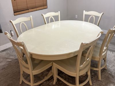 Kitchen Table And Chairs