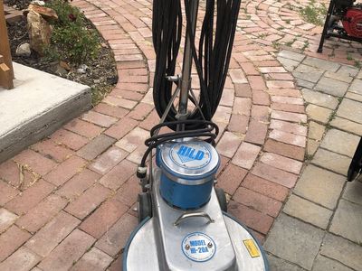 Commercial floor cleaner