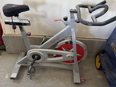 Sunny Health & Fitness Indoor Cycling Exercise Bike - Stationary Bicycle